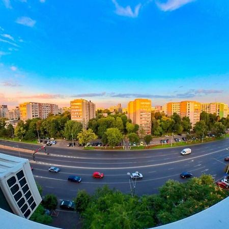 Modern 1 Bedroom Apartment In Bucharest Center! المظهر الخارجي الصورة