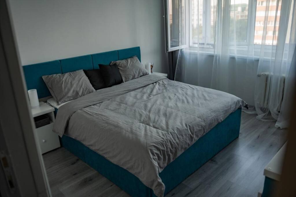 Modern 1 Bedroom Apartment In Bucharest Center! المظهر الخارجي الصورة