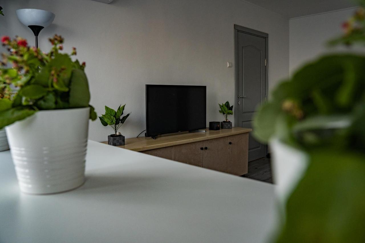 Modern 1 Bedroom Apartment In Bucharest Center! المظهر الخارجي الصورة